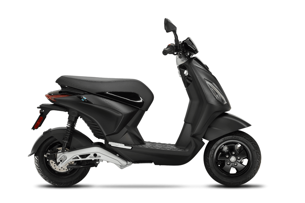 Piaggio 1+ electric 45 2.2 kW Forever Black