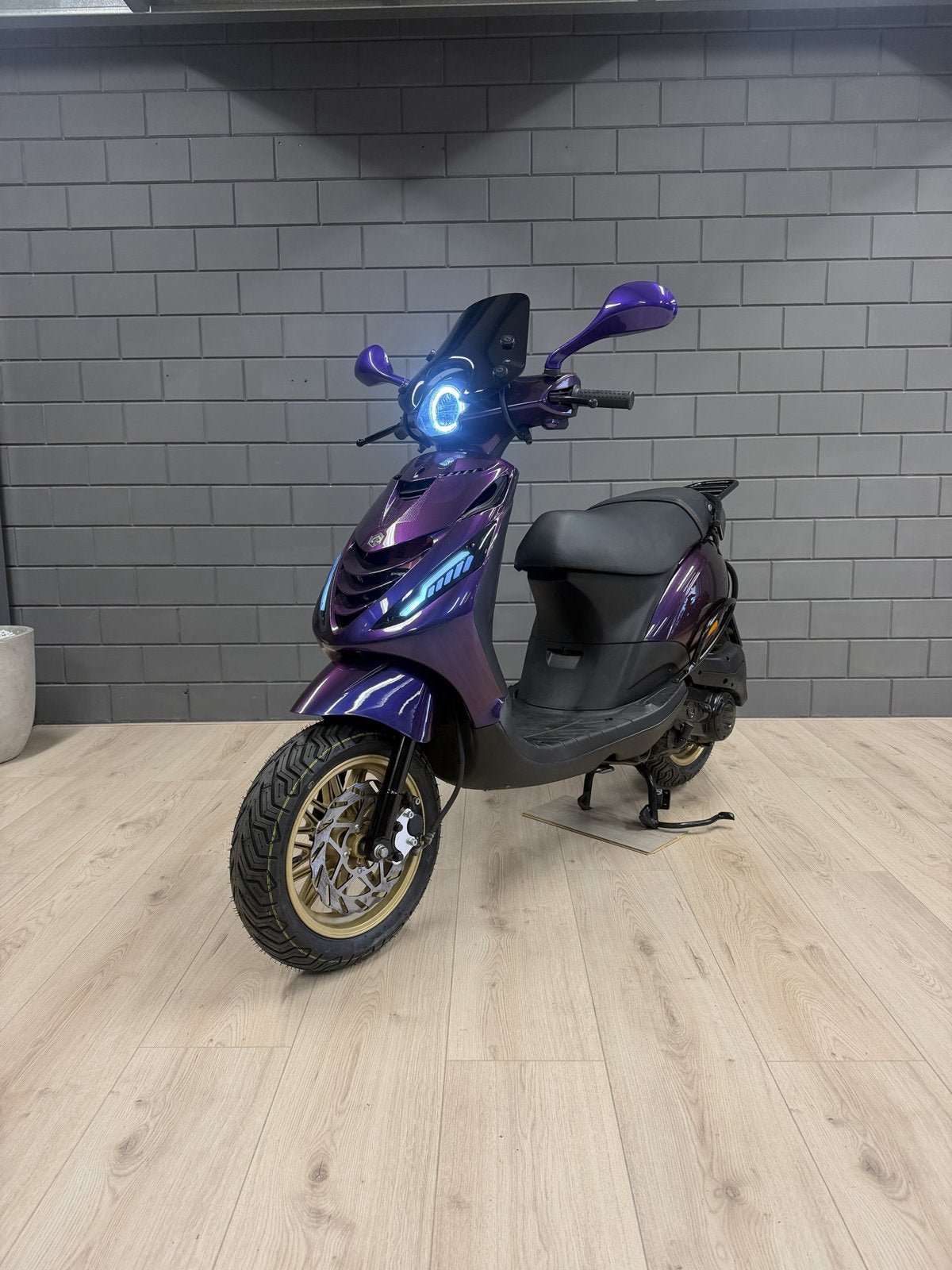 Piaggio Zip – Paars custom