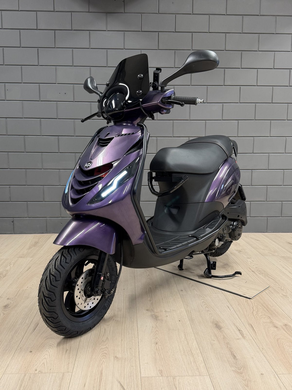Piaggio Zip – Paars metallic
