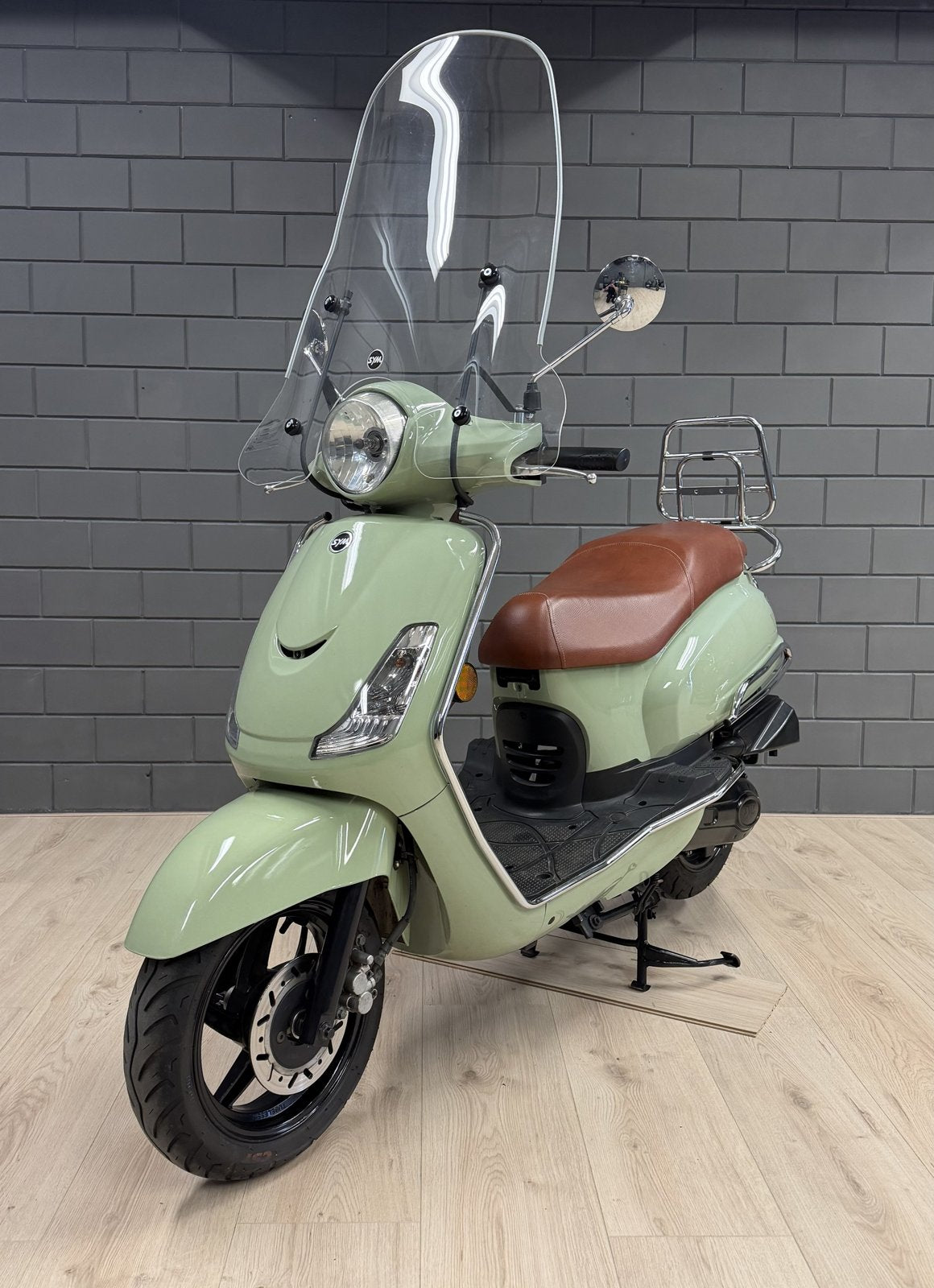 SYM Fiddle – Mintgroen/cognac